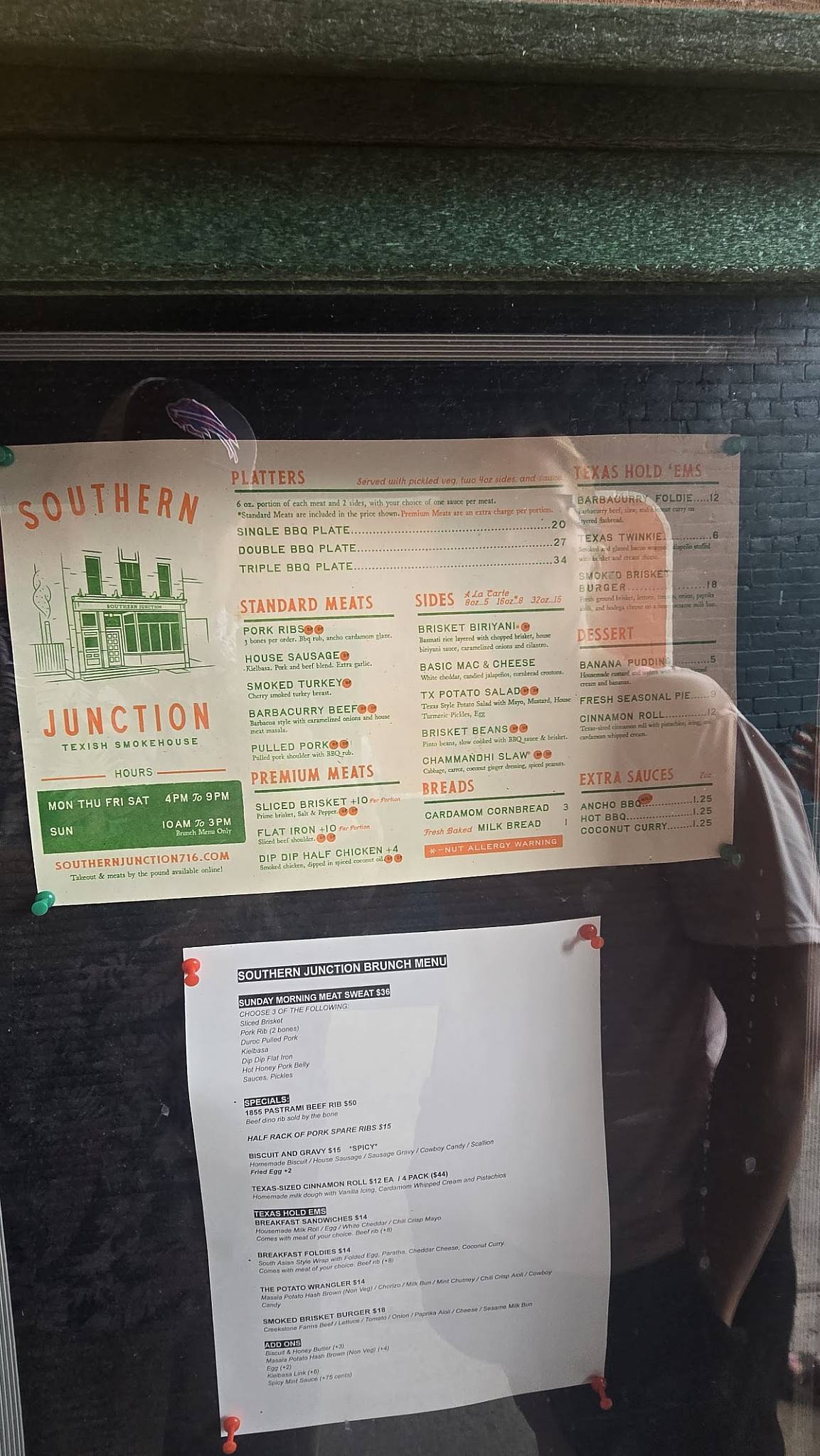 Southern Junction меню