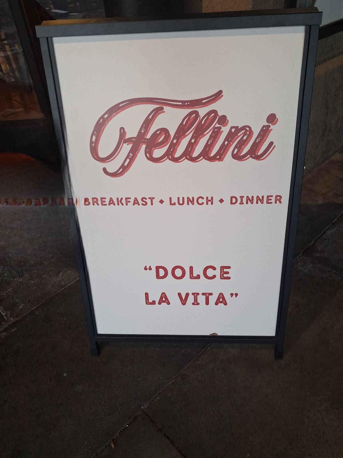 Café Fellini меню