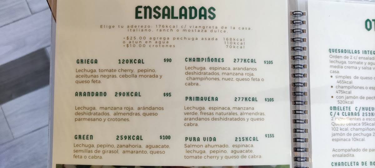 Green Station Juice Bar & Salads меню