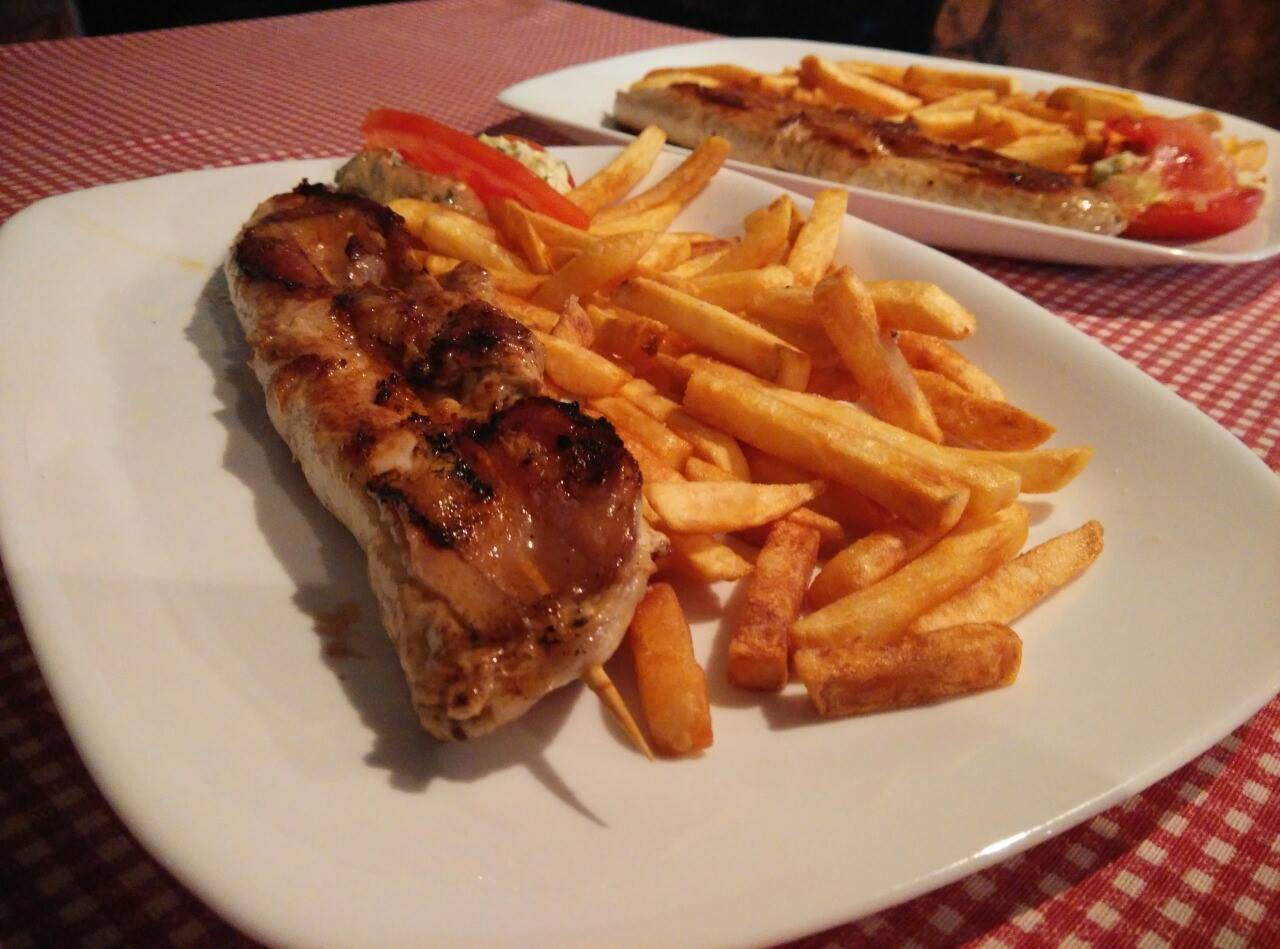 Caffe Restaurant KARLA меню