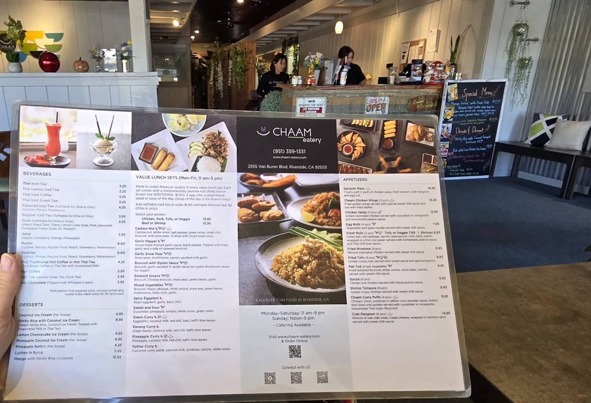 Chaam Eatery меню