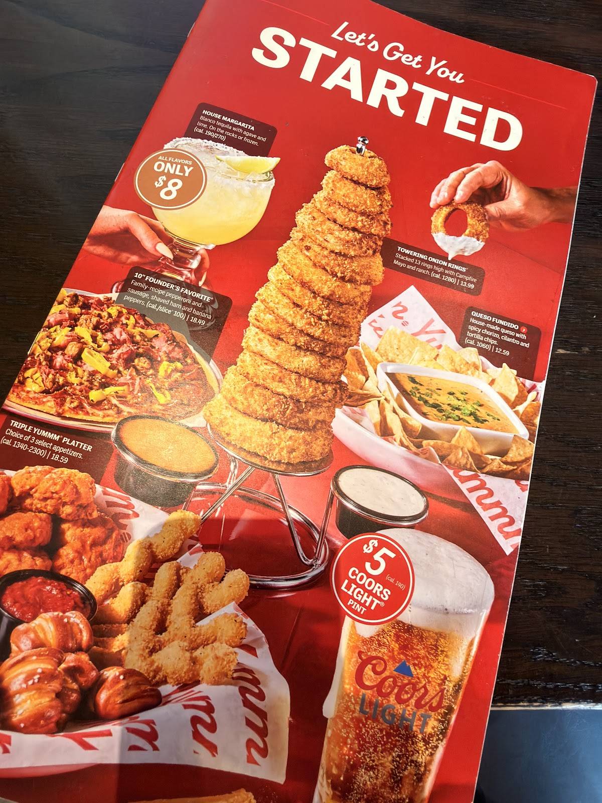 Red Robin Gourmet Burgers and Brews меню