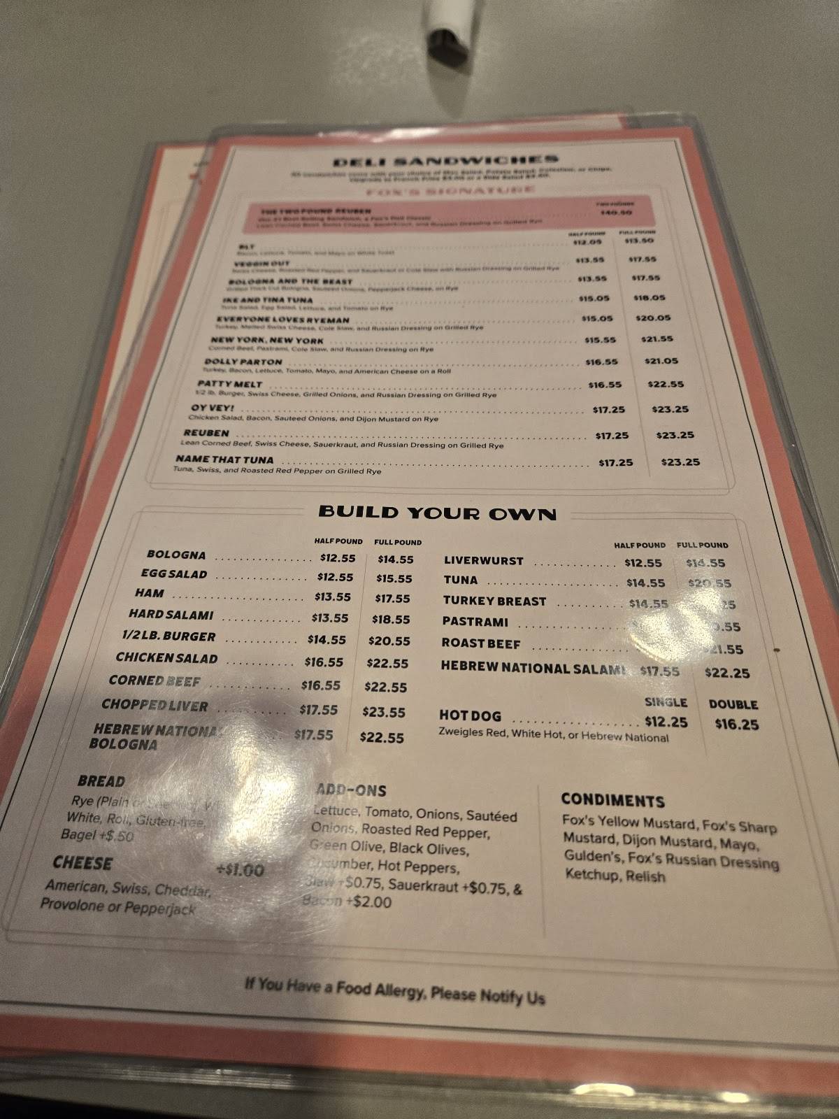 Fox's Deli меню