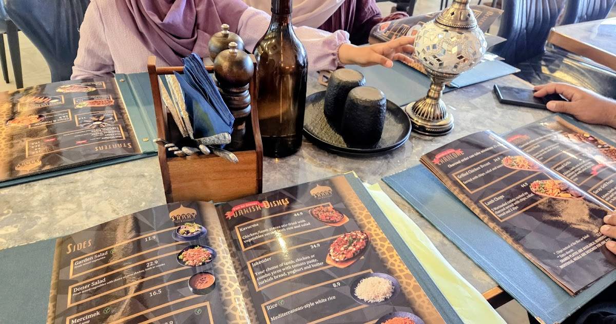 Saray Kebab House меню