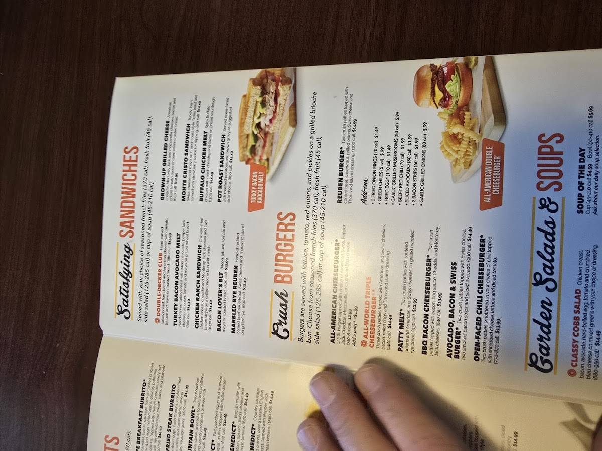 Village Inn меню