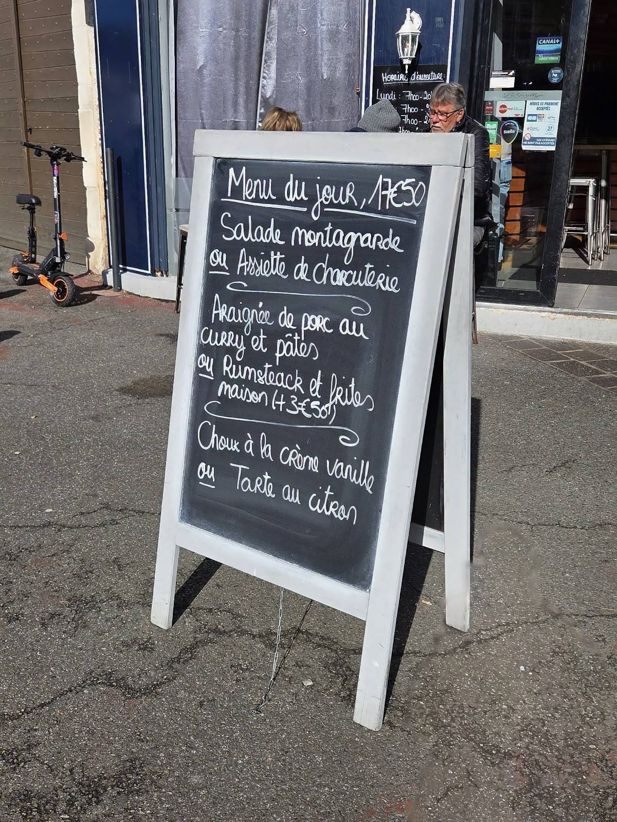 le Rallye меню