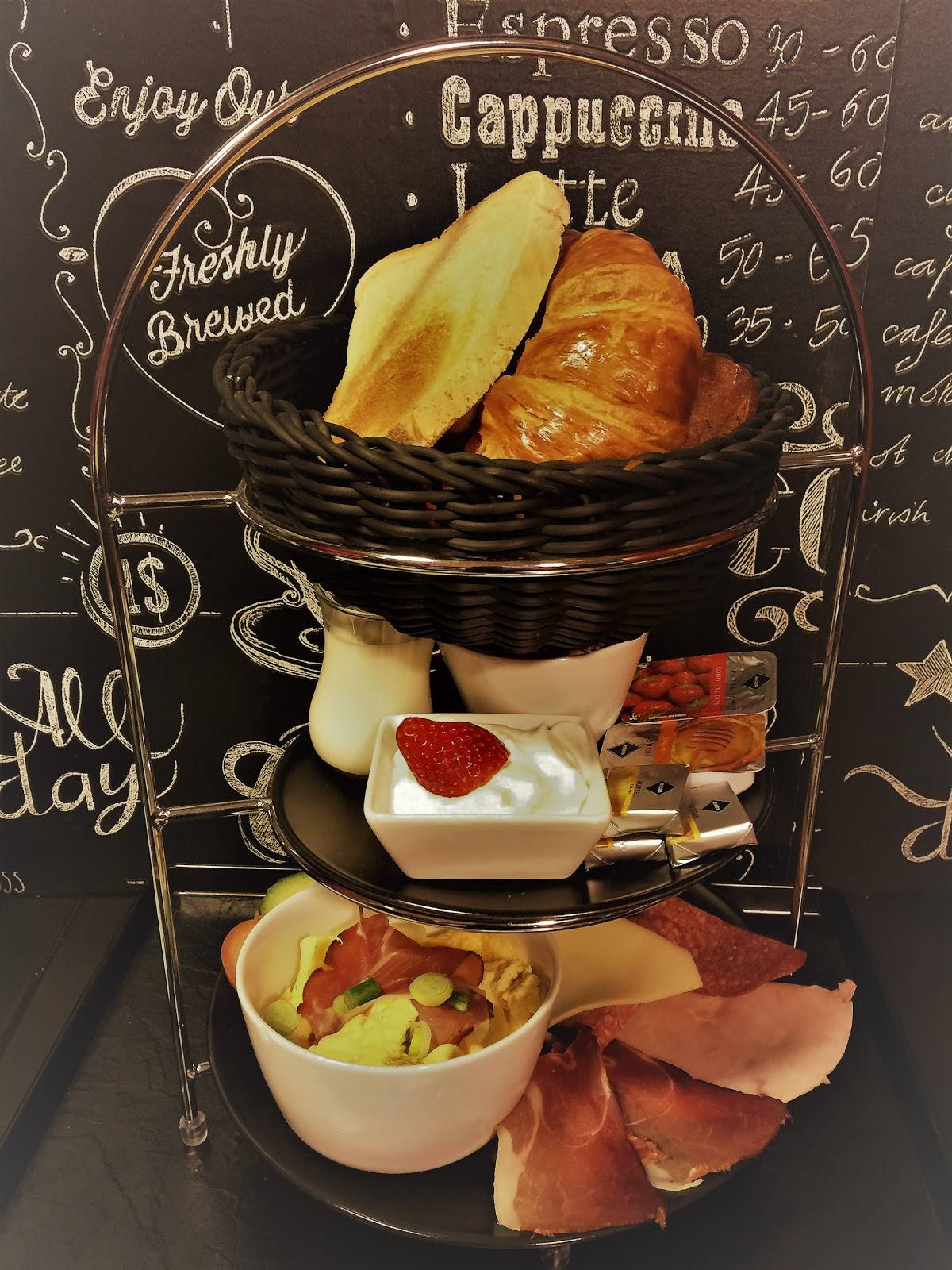 Café Jobst меню