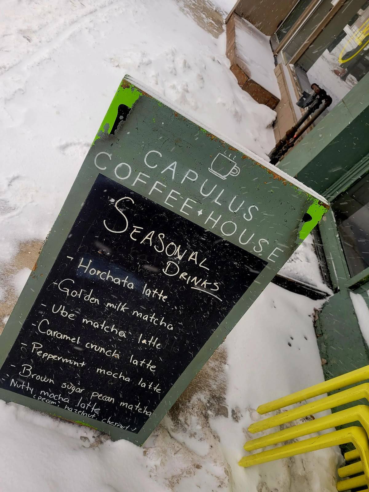 Capulus Coffee House меню