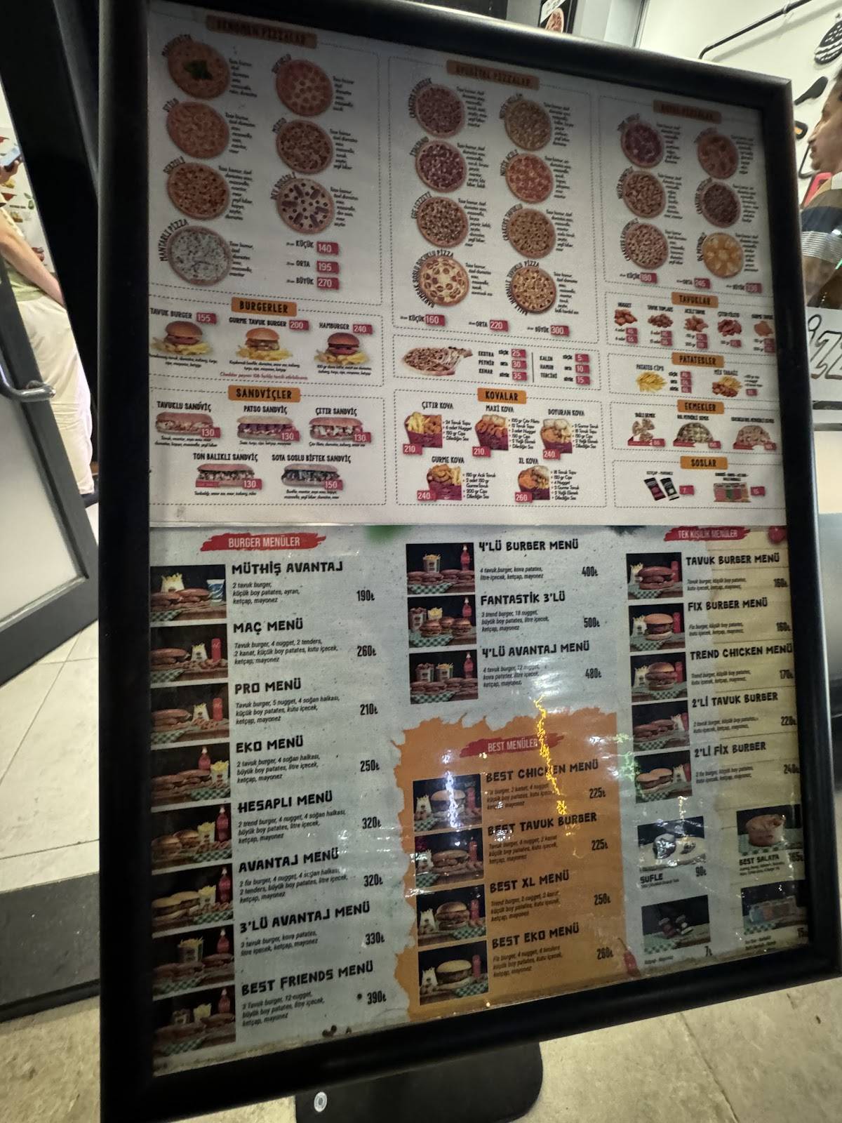 Crakers Pizza Rize меню