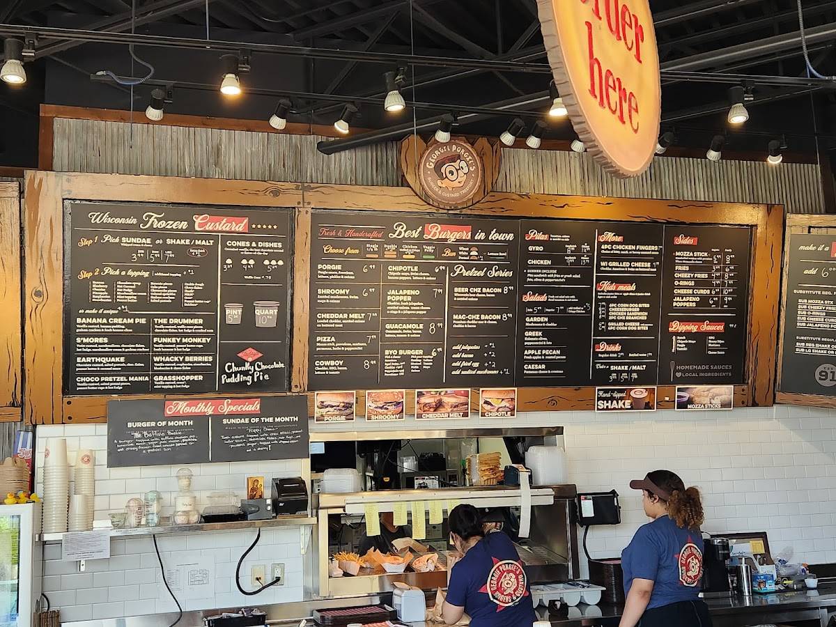 Georgie Porgie's Treefort Restaurant - Mount Pleasant / Racine меню