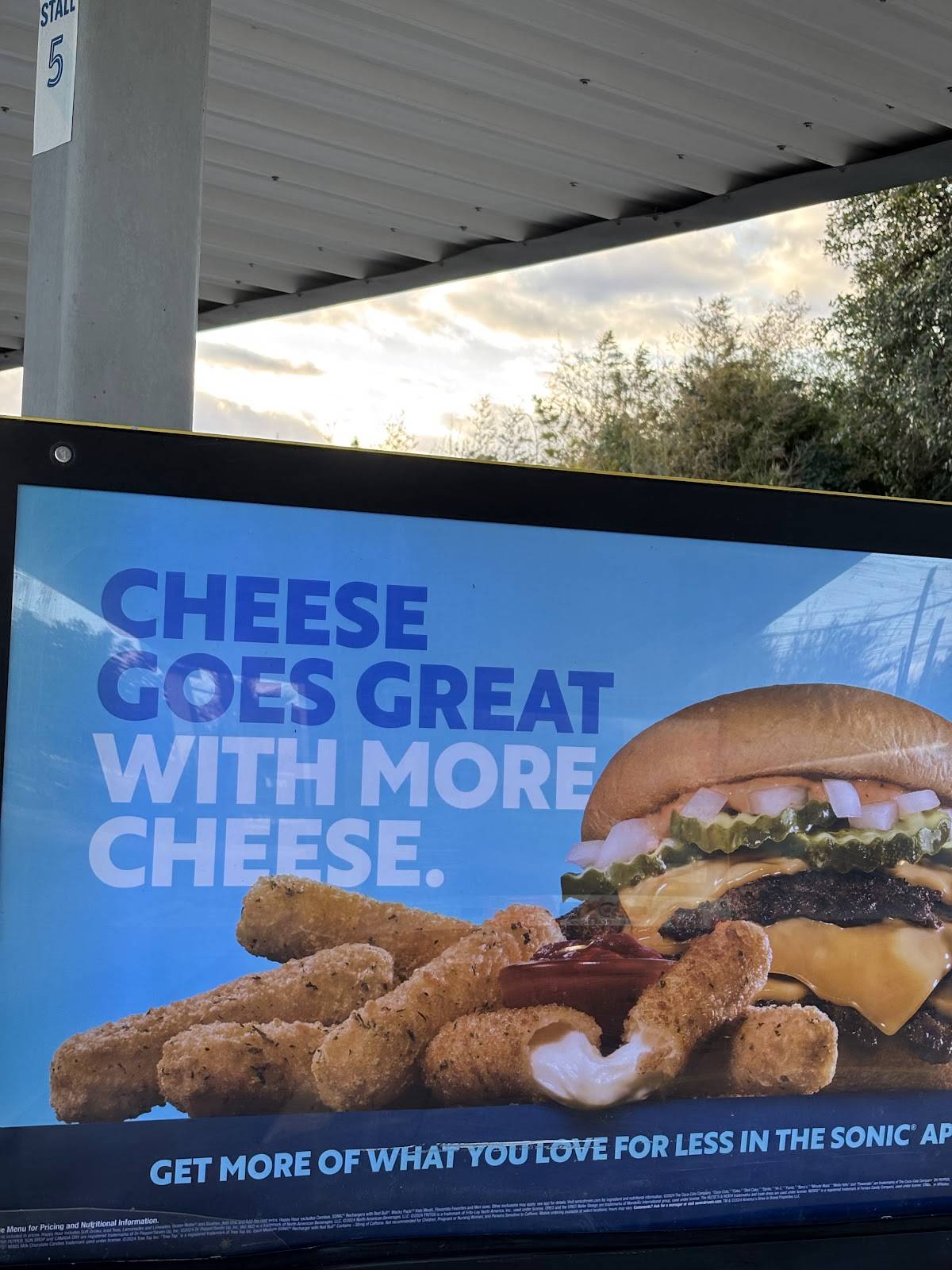 Sonic Drive-In меню
