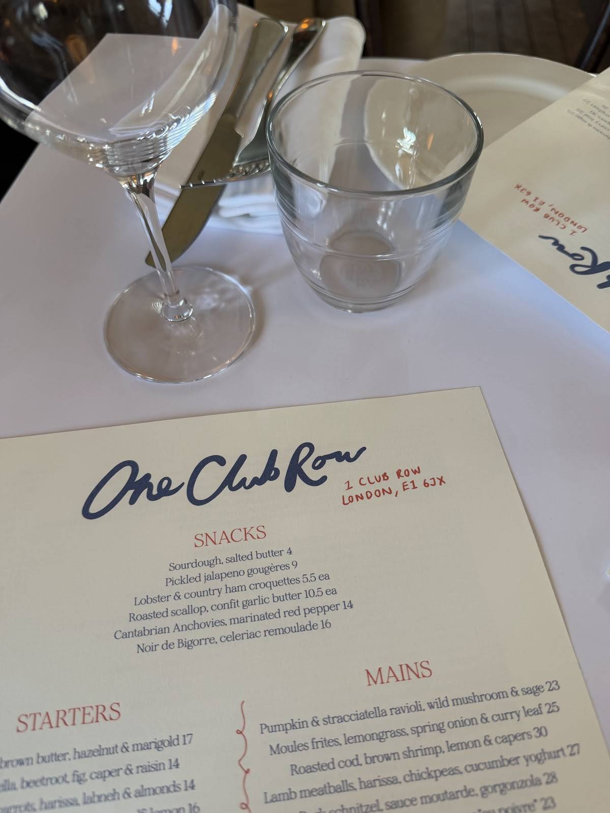One Club Row меню