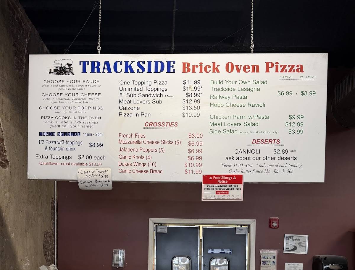 Trackside Pizza & Pub меню