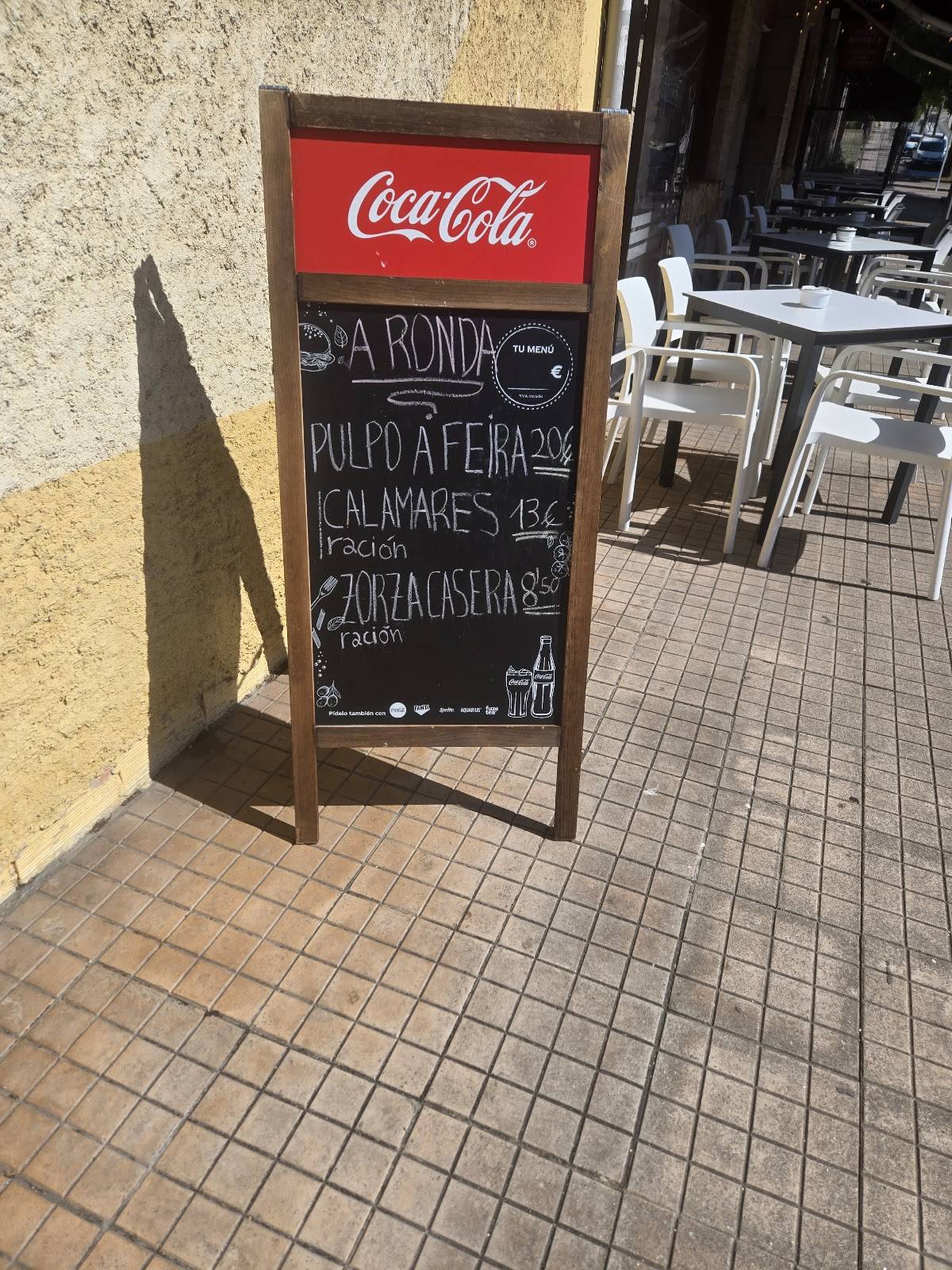 A Ronda Restobar меню