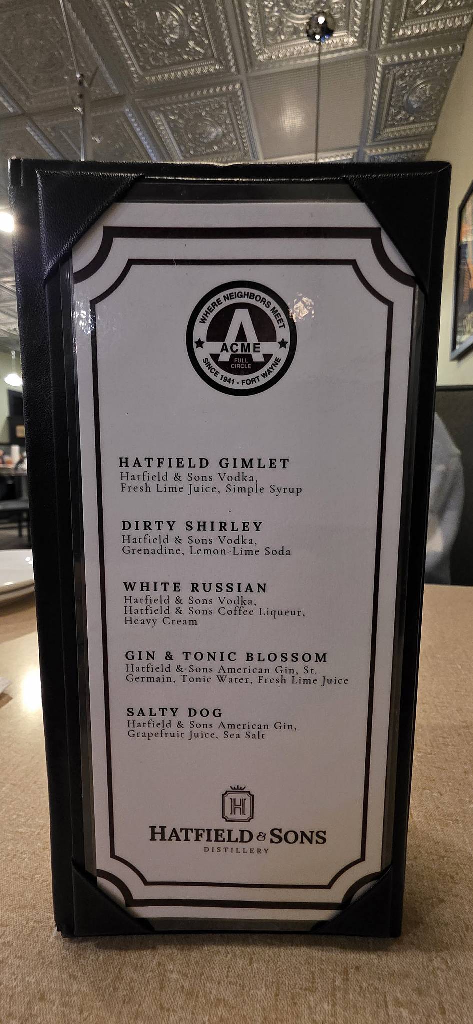 Acme Bar & Grill меню