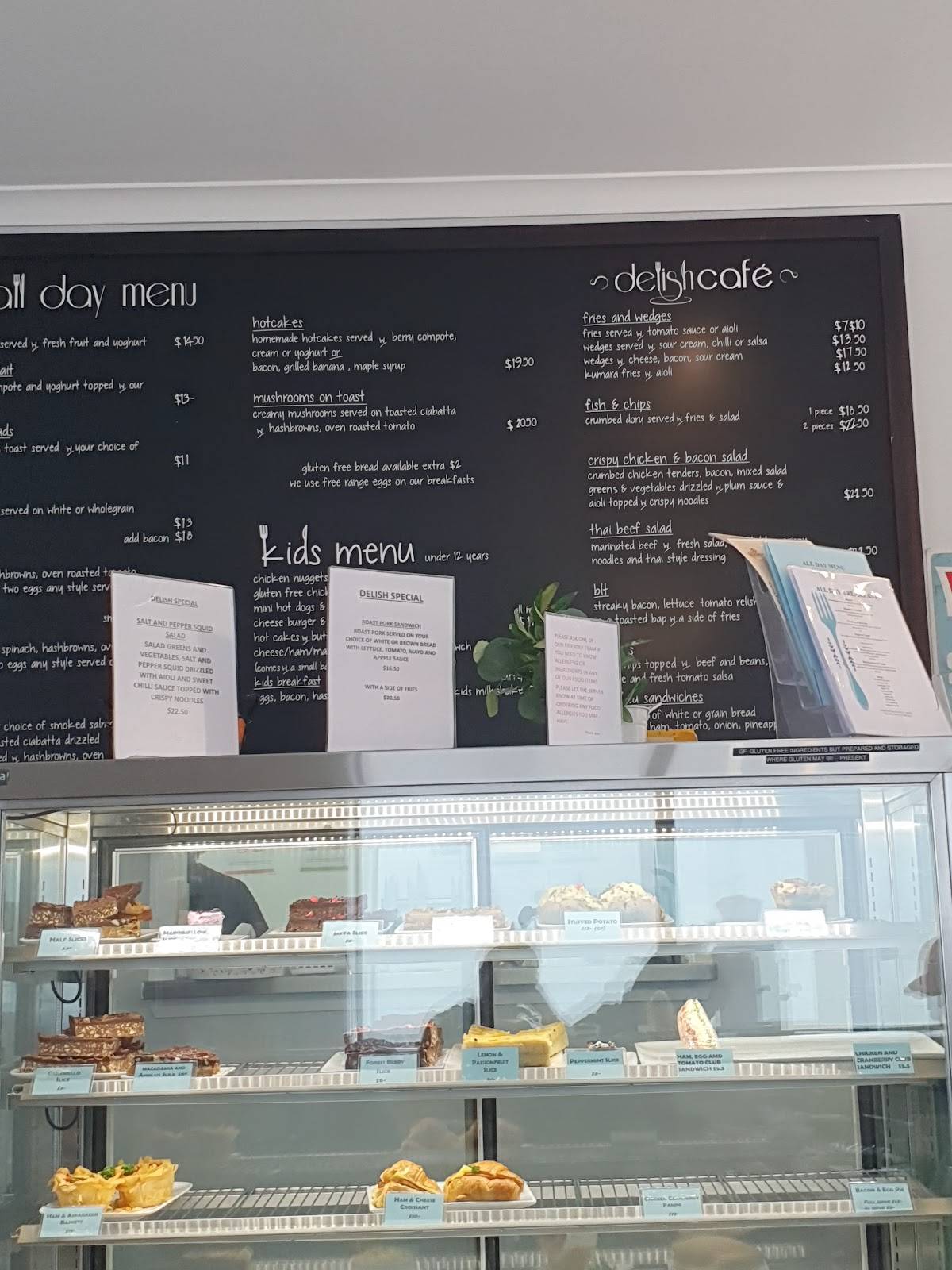 Delish Cafe меню