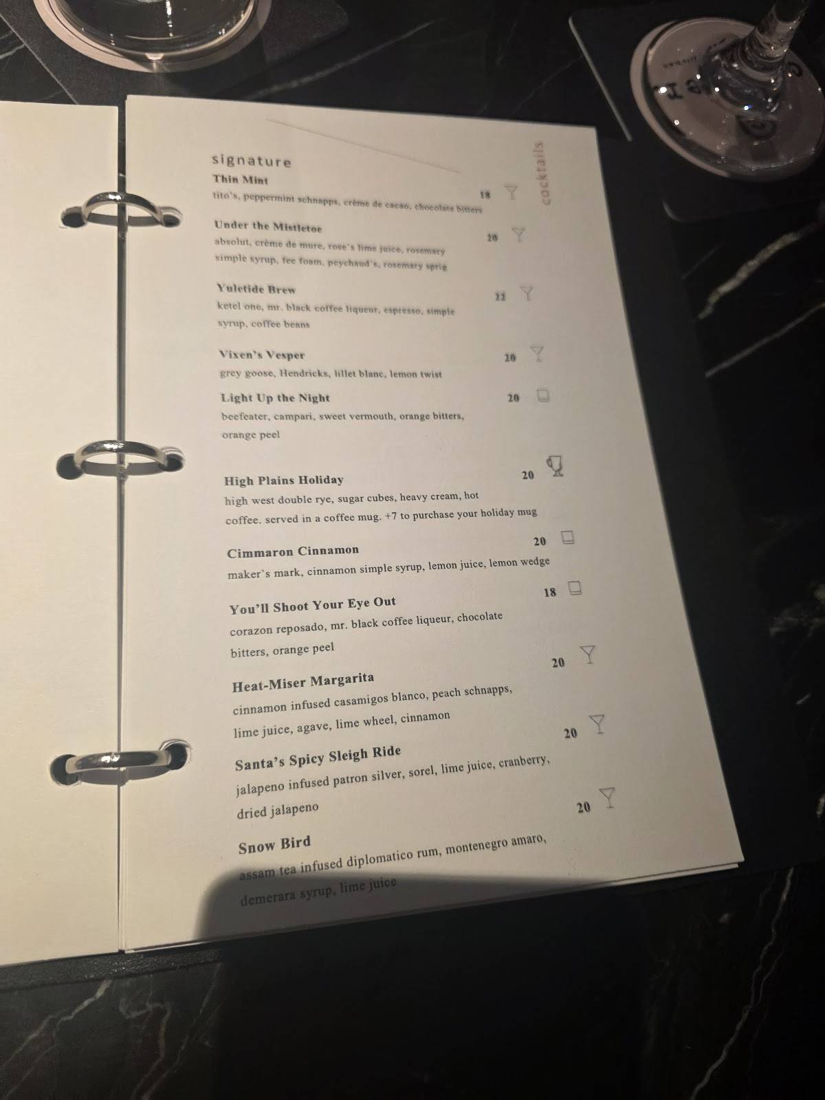 Courier Kitchen & Bar меню