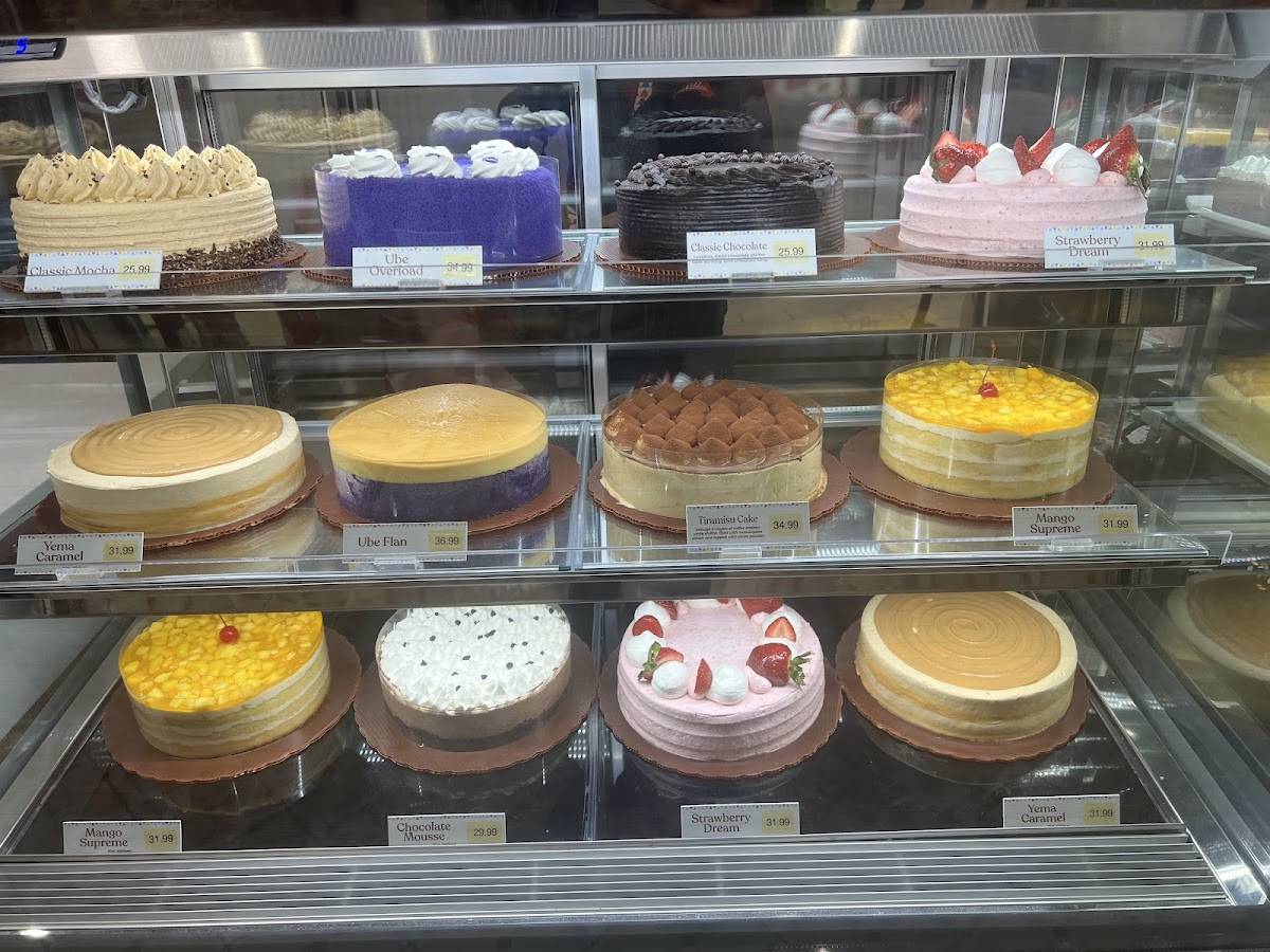 Red Ribbon Bakeshop меню