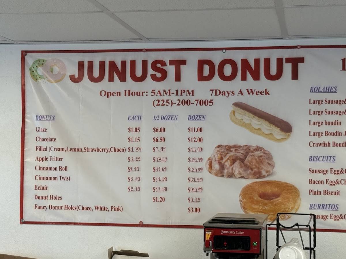 Junust Donut&Breakfast меню