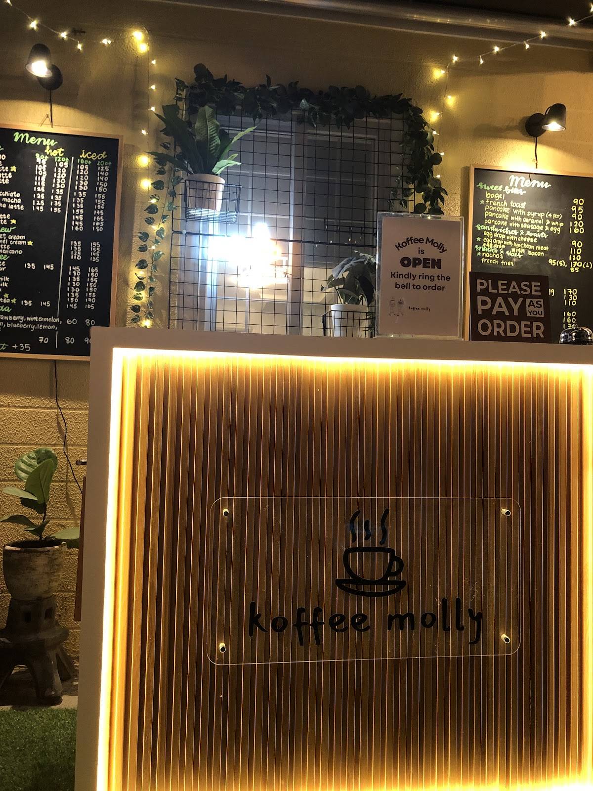 Koffee Molly меню