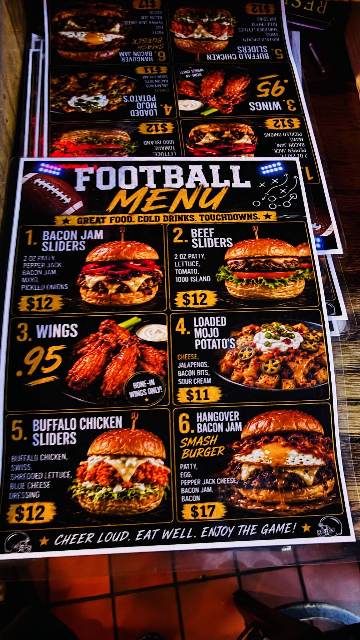 Law's Restaurant меню