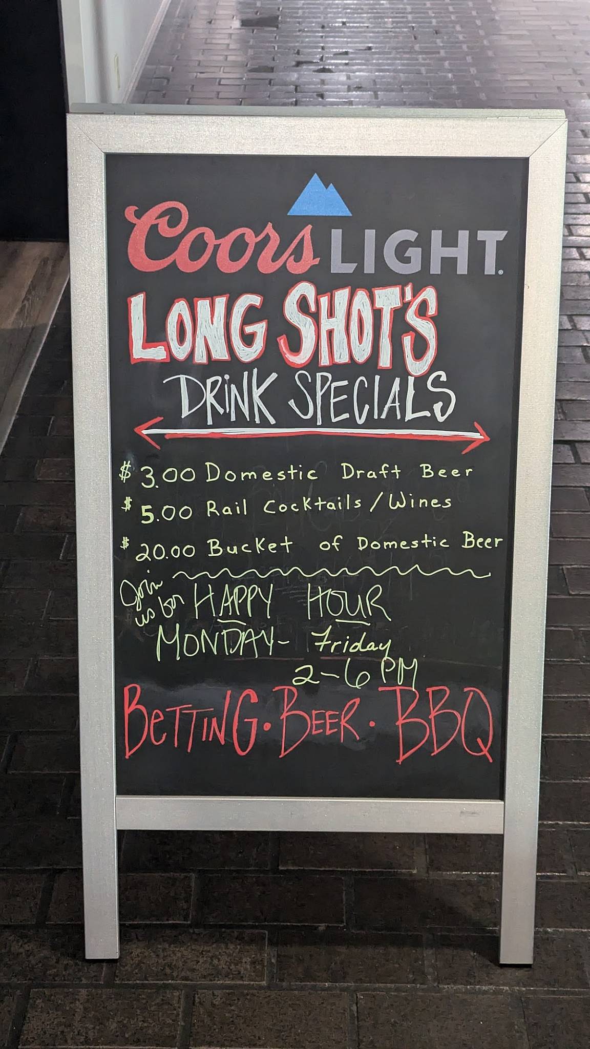 Long Shot's & Caesars Sportsbook меню