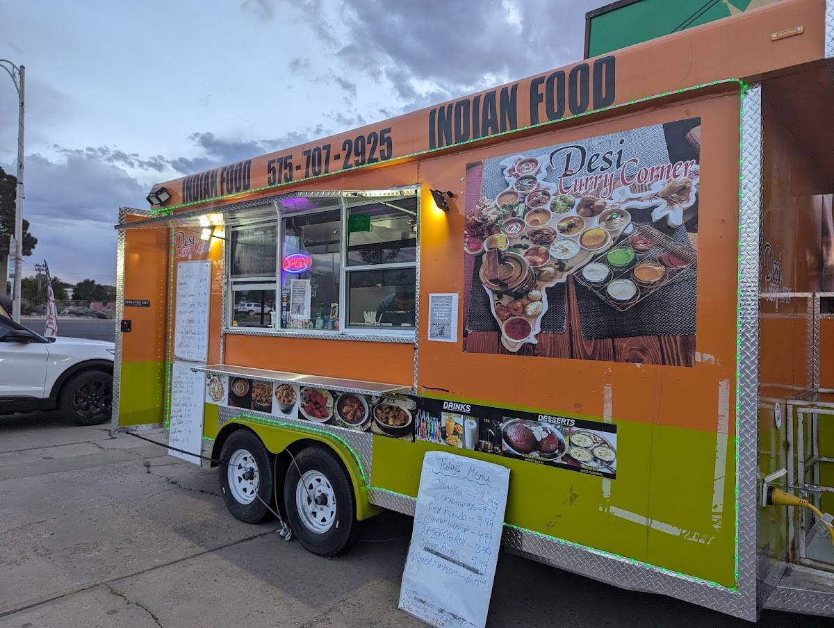 Desi Curry Corner Indian меню