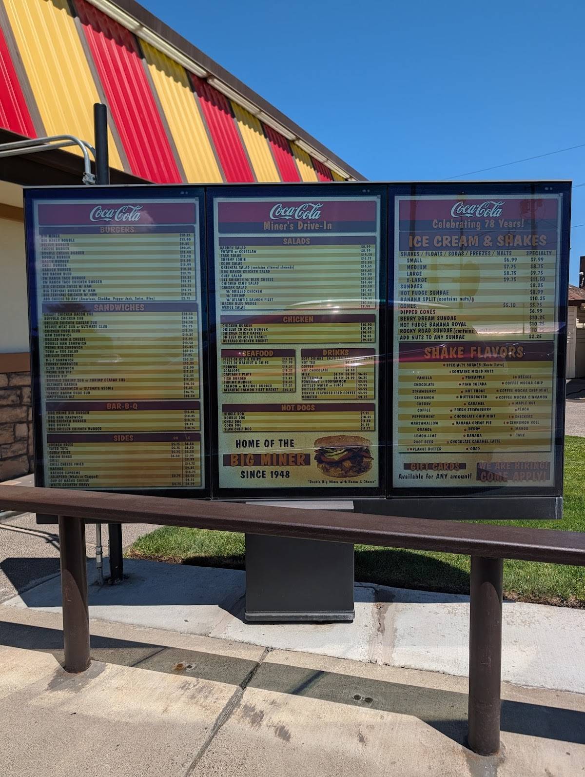 Miner's Drive-In Restaurant меню