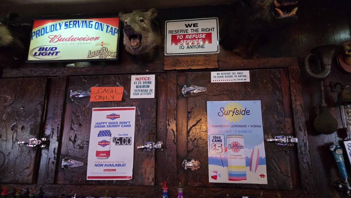 Tustin Inn меню