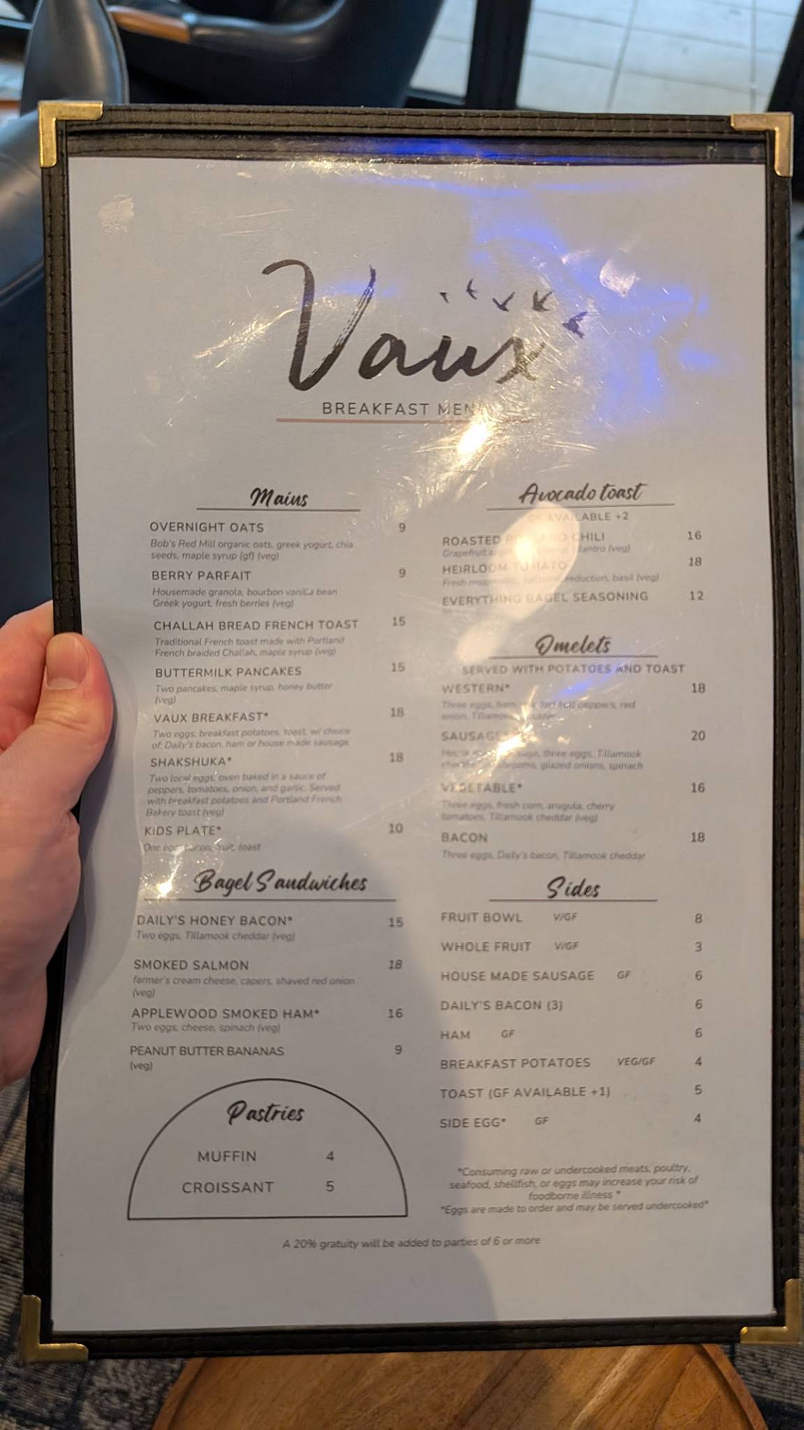 Vaux Bar and Restaurant меню