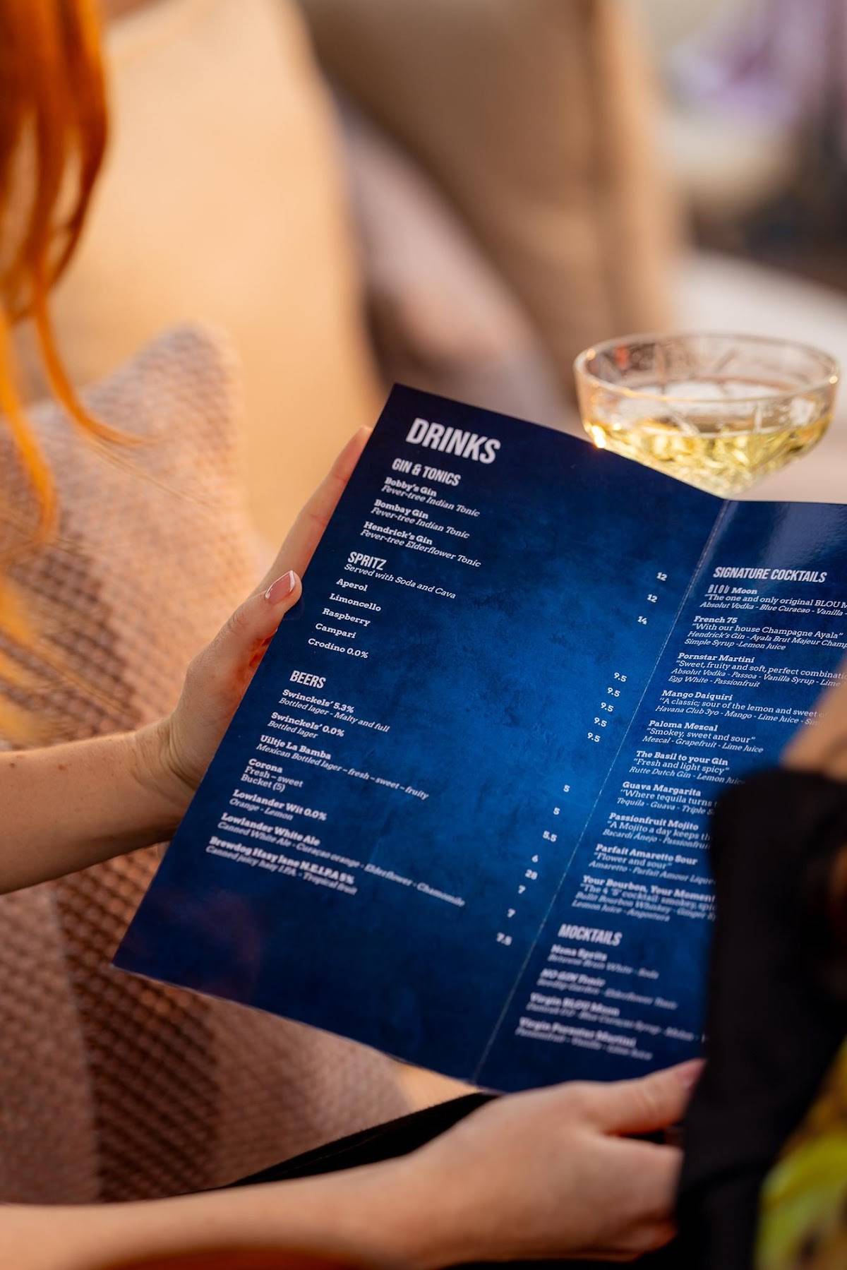 BLOU Rooftopbar меню