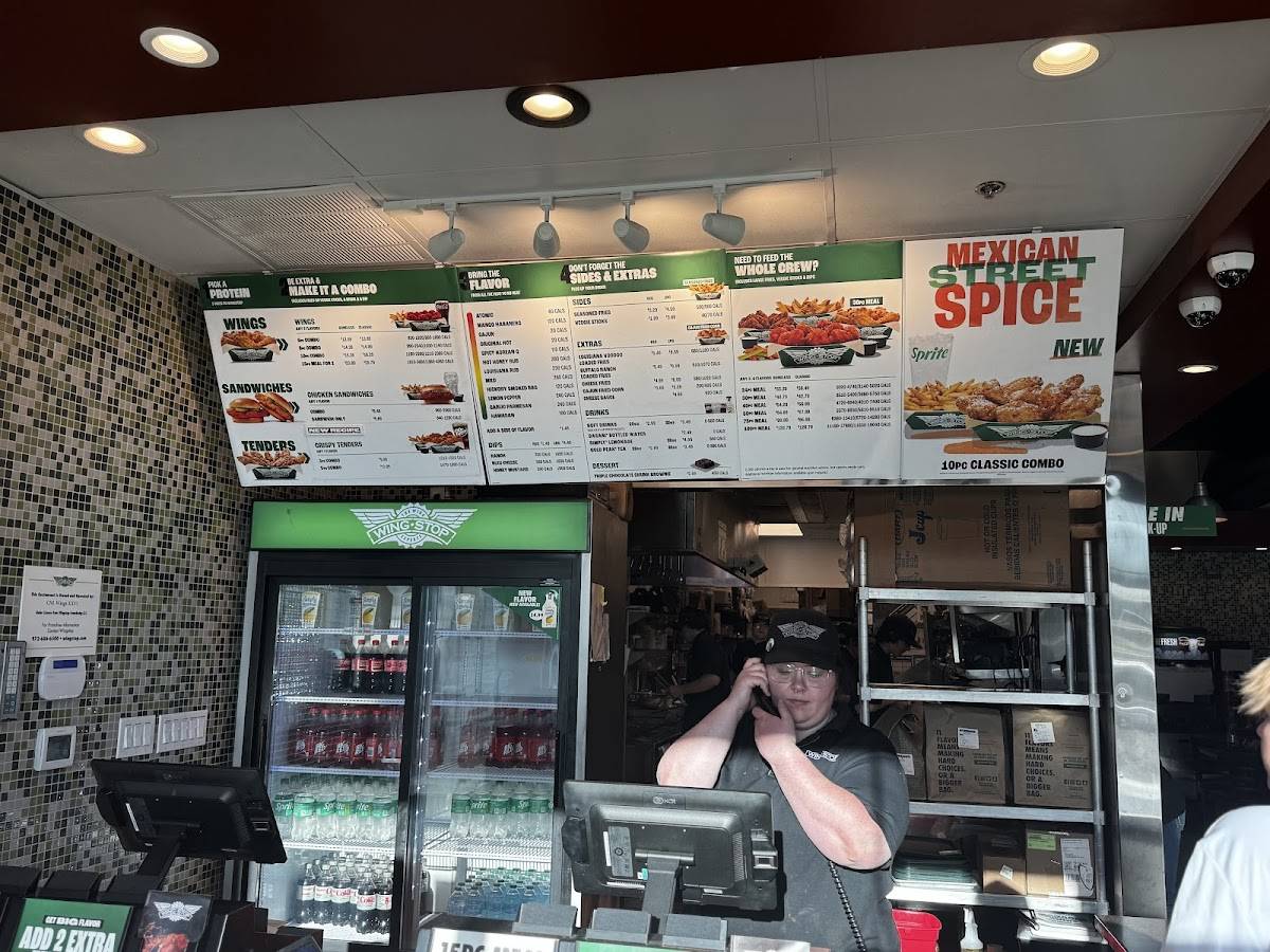 Wingstop меню