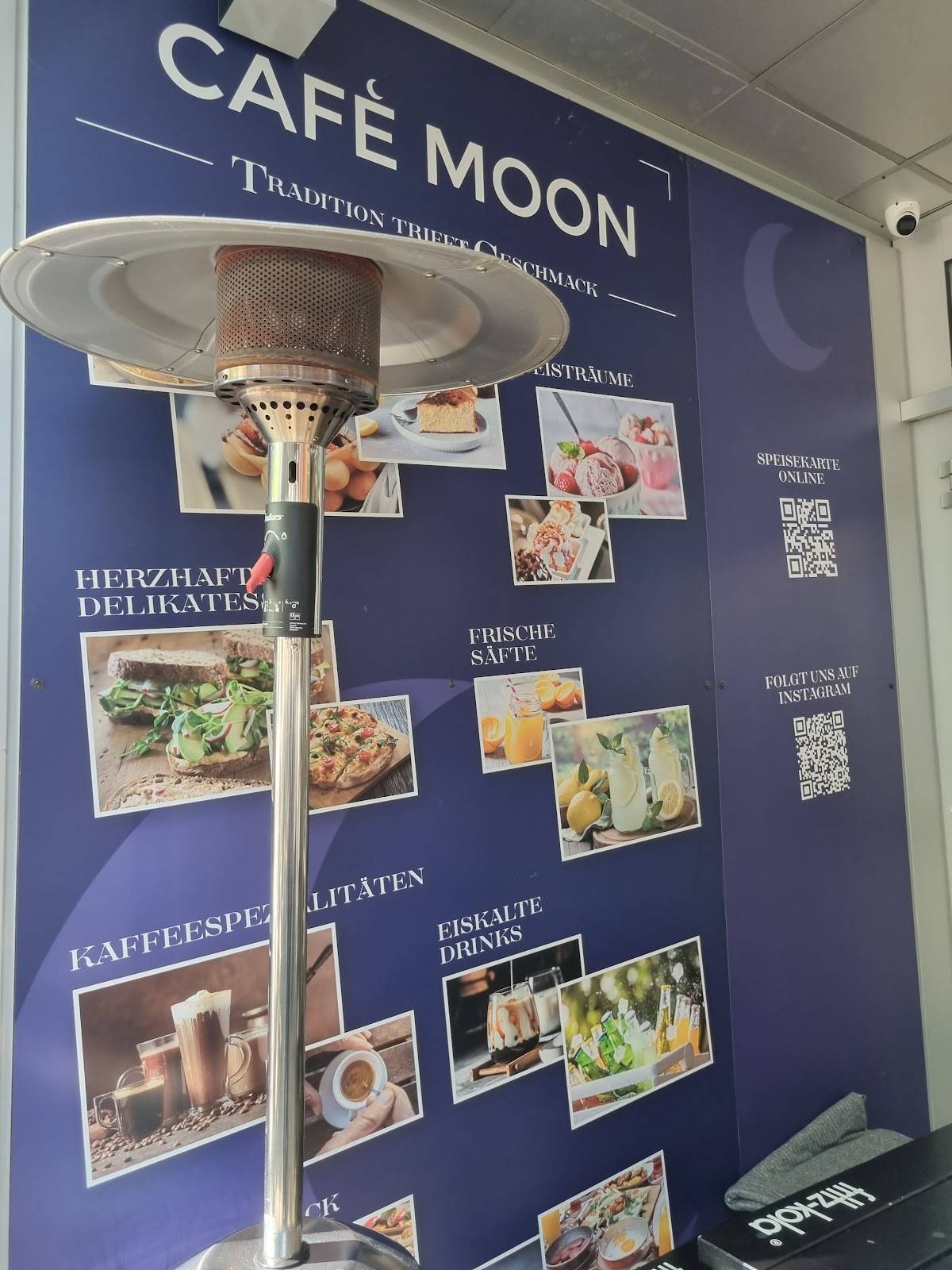 Café Moon меню