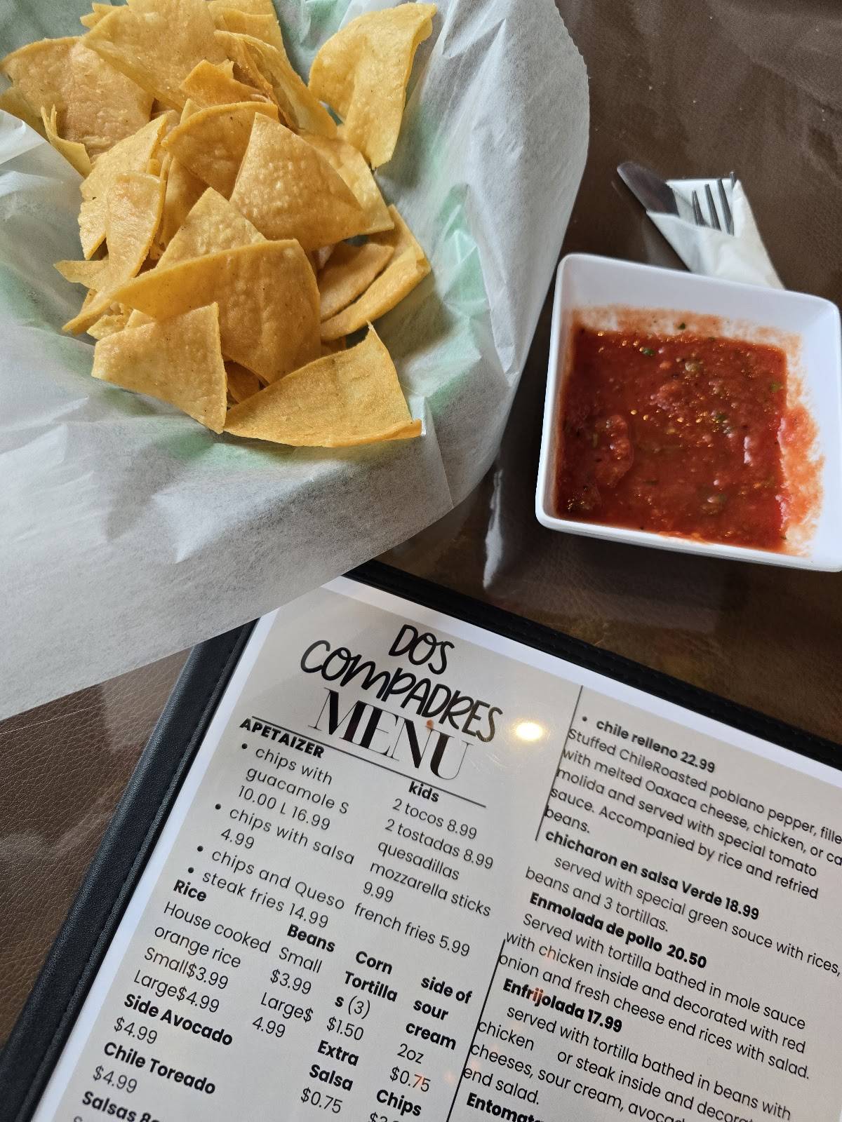 DOS COMPADRES меню