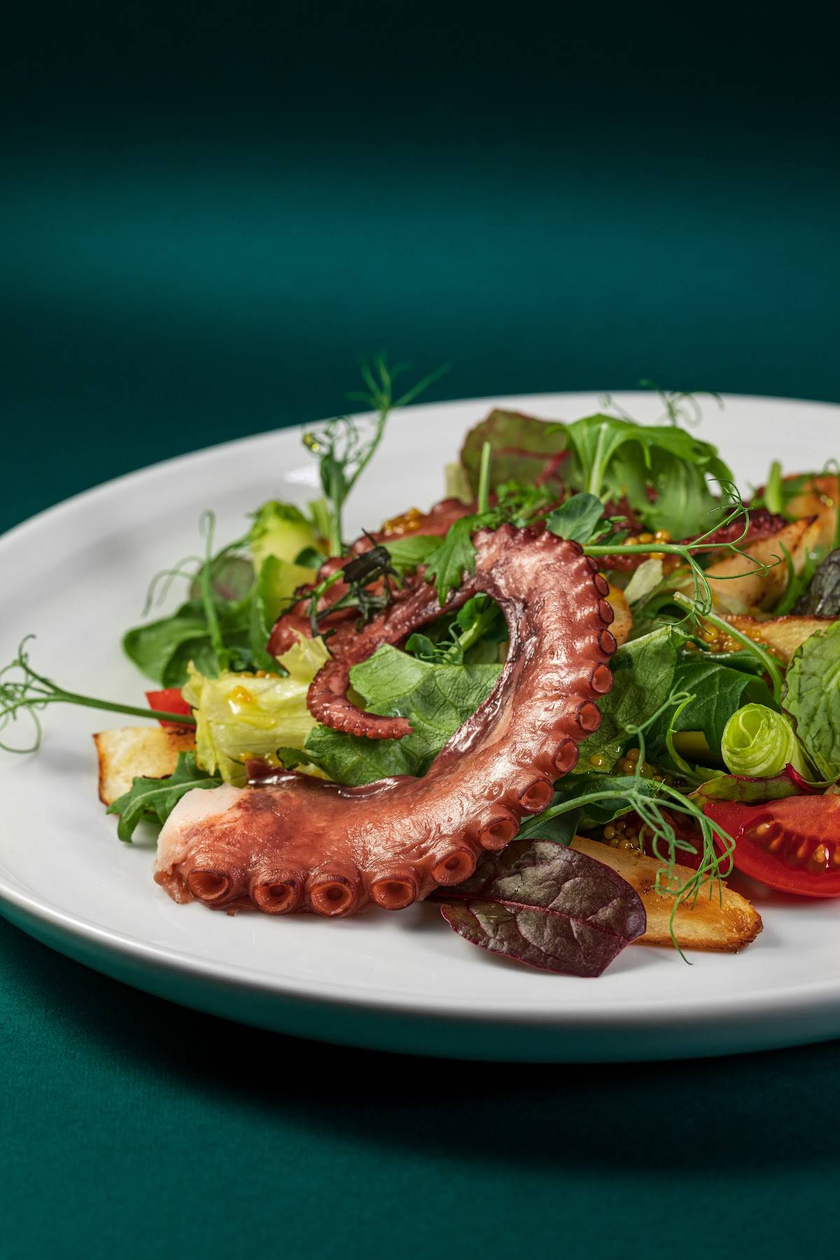 DAKI Restaurant &amp; Club меню