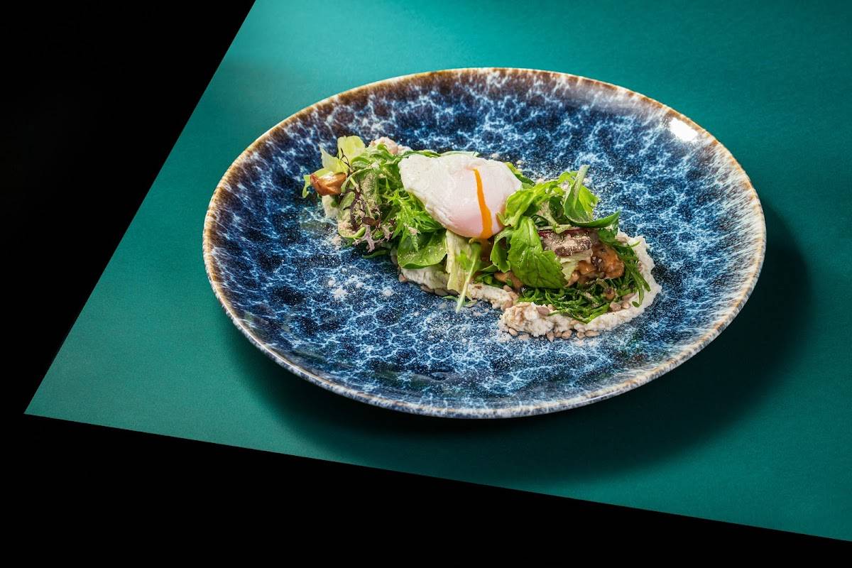 DAKI Restaurant &amp; Club меню