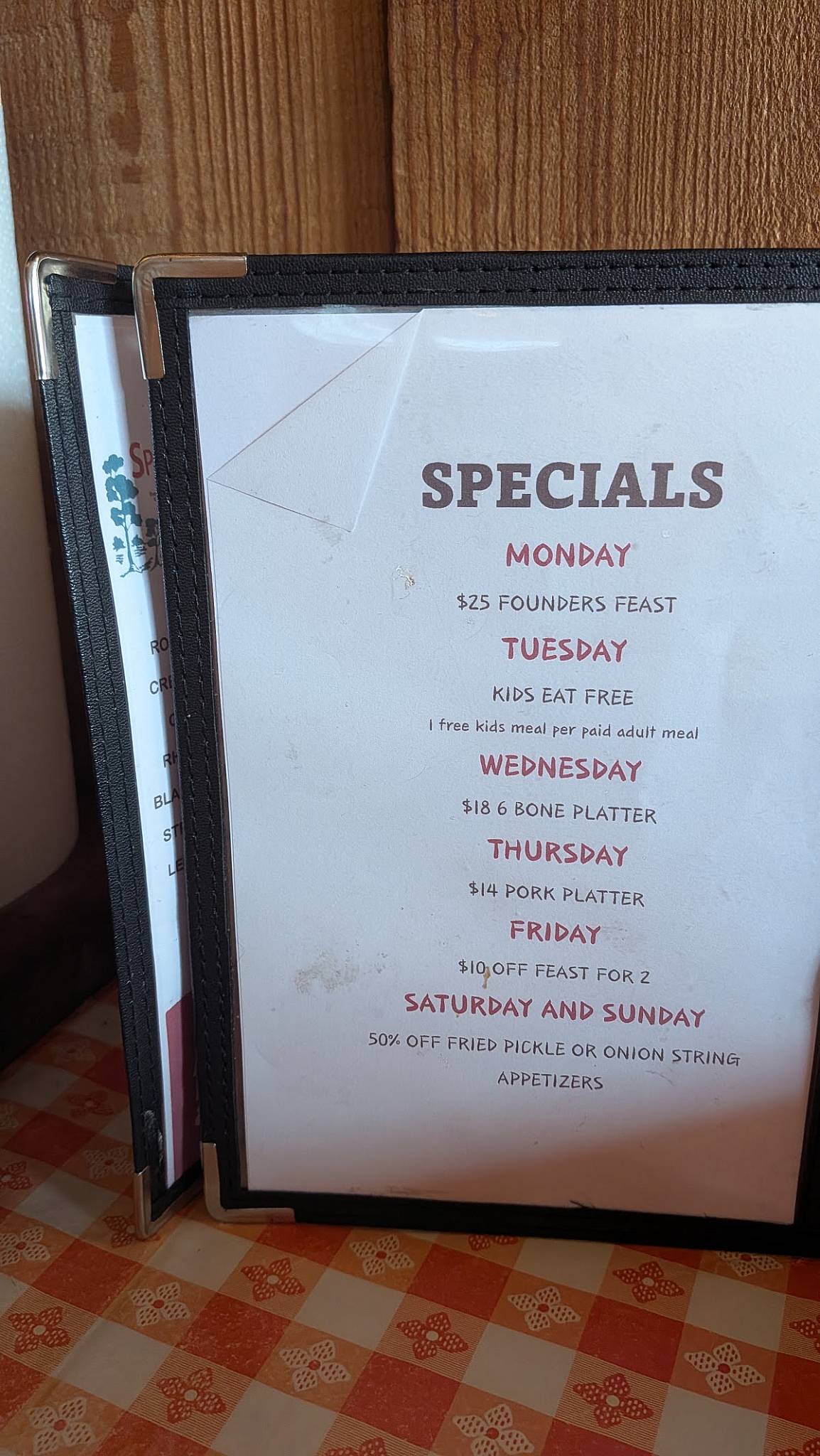 Famous Dave's Bar-B-Que меню