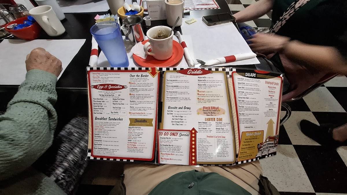 Nickel's Diner меню