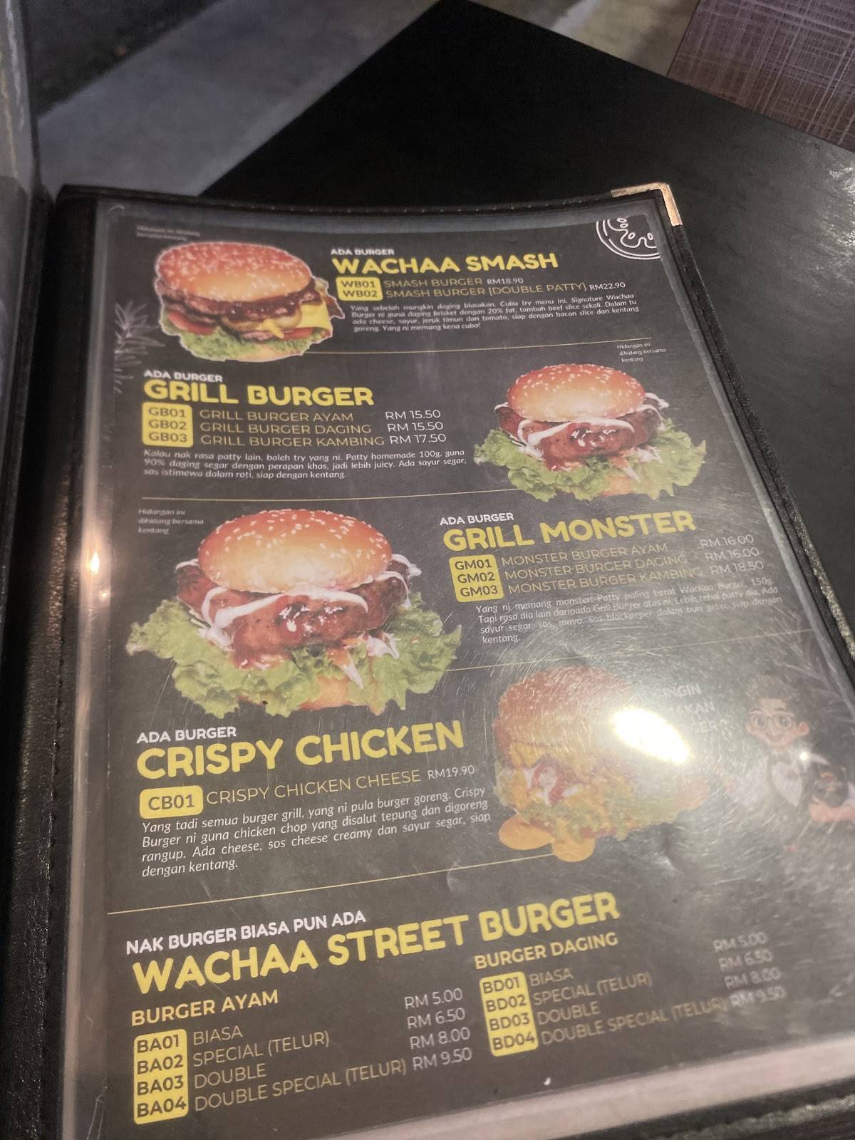 Wachaa Burger Parit Raja меню