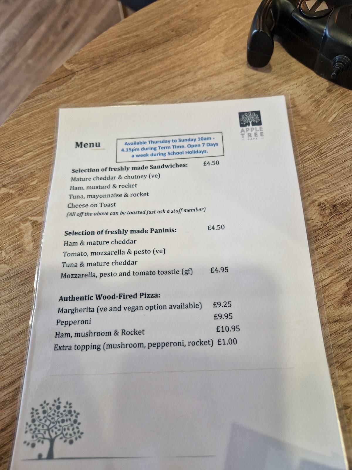 Apple Tree Cafe меню