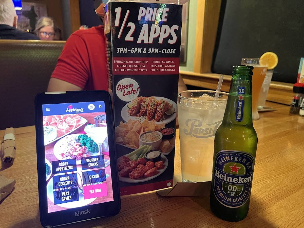 Applebee's Grill + Bar меню