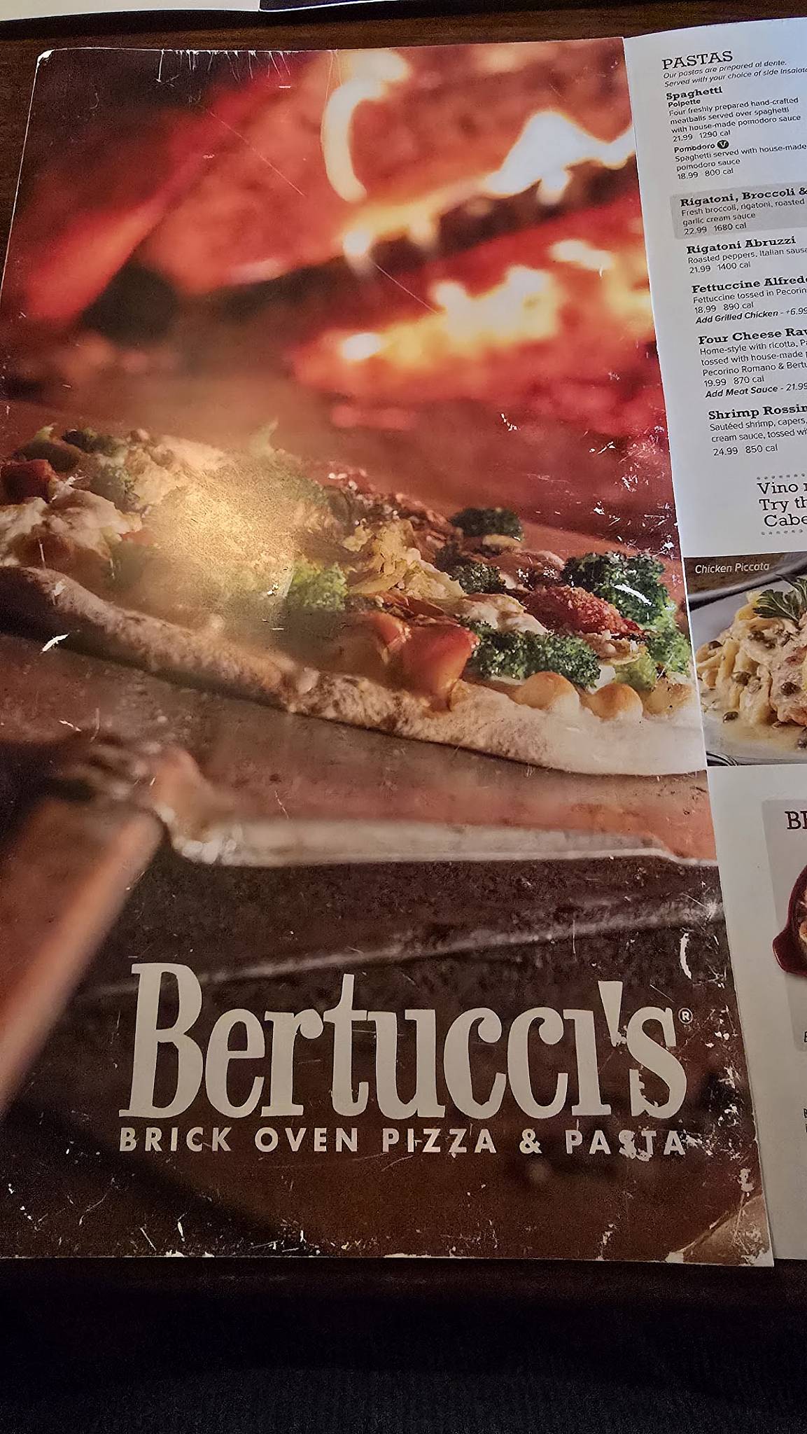 Bertucci's Italian Restaurant меню