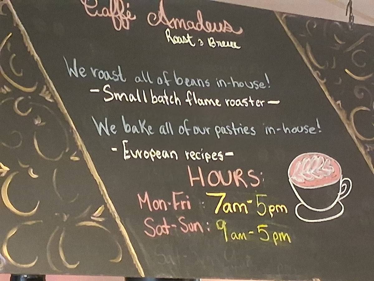 Caffè Amadeus Roast & Brew меню
