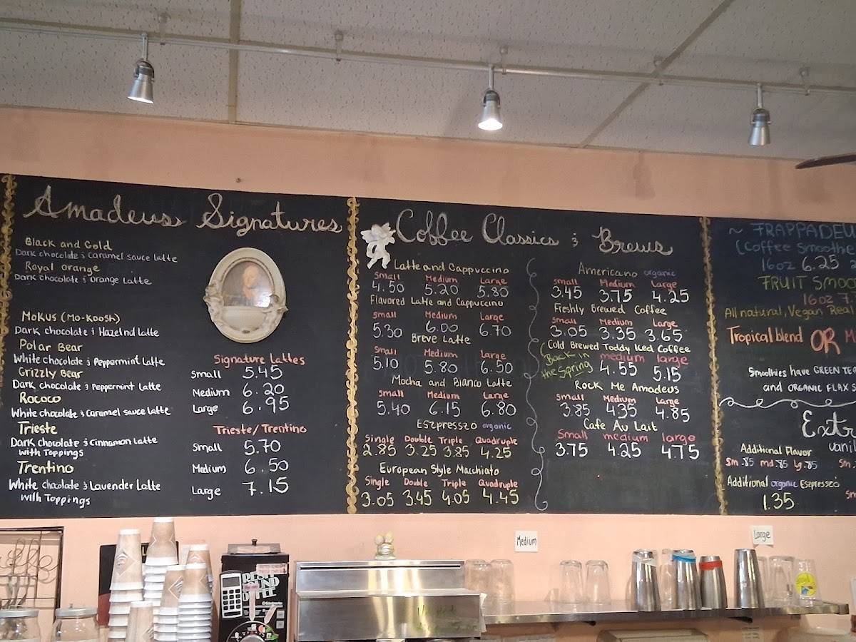Caffè Amadeus Roast & Brew меню