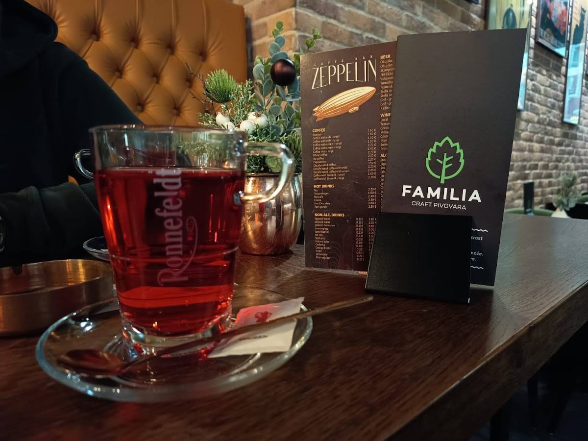 Caffe bar Zeppelin меню