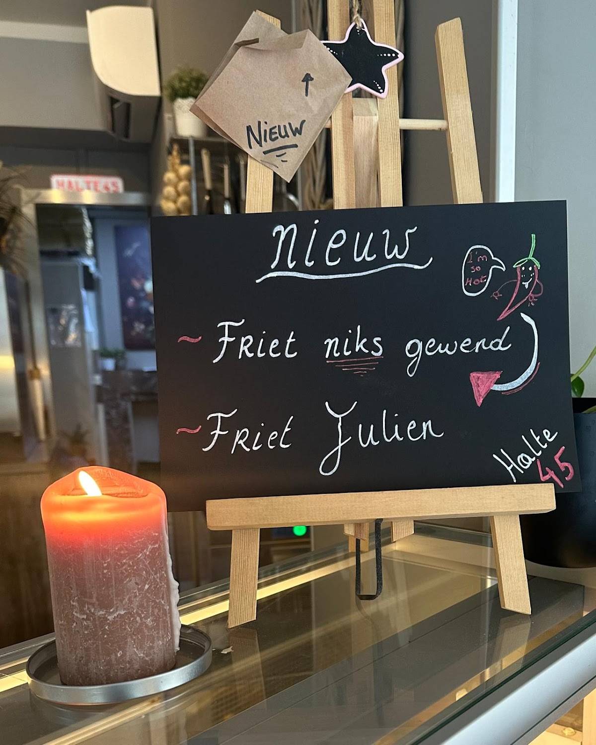 Frituur & Broodjesbar Halte 45 меню