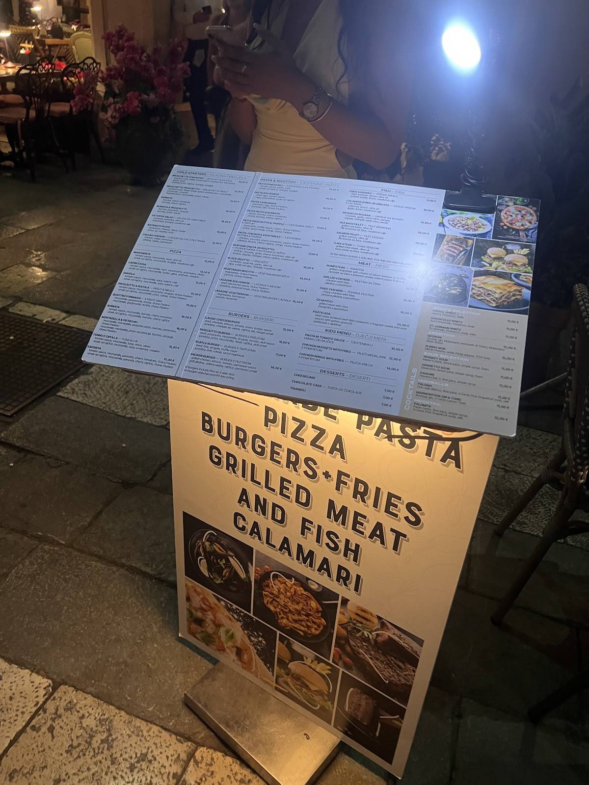 Maco Restaurant меню