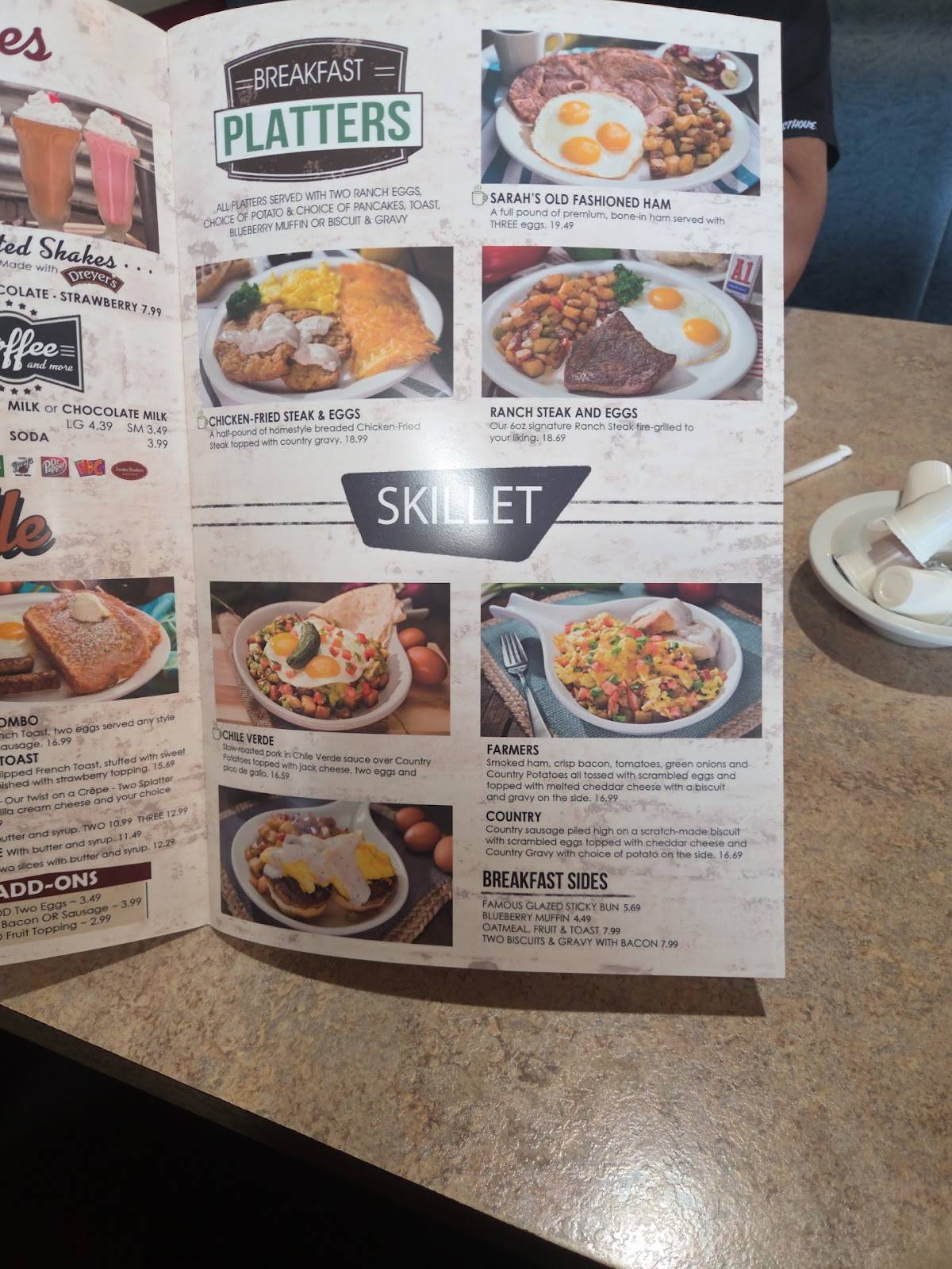 Perko's Cafe меню