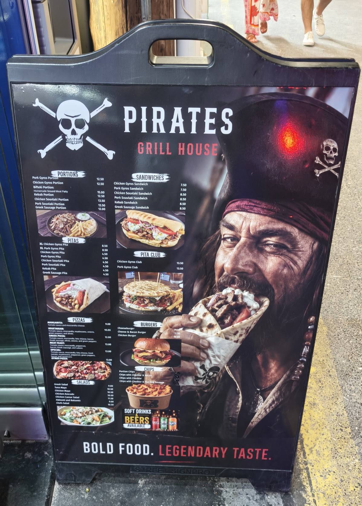 Pirates Bar меню