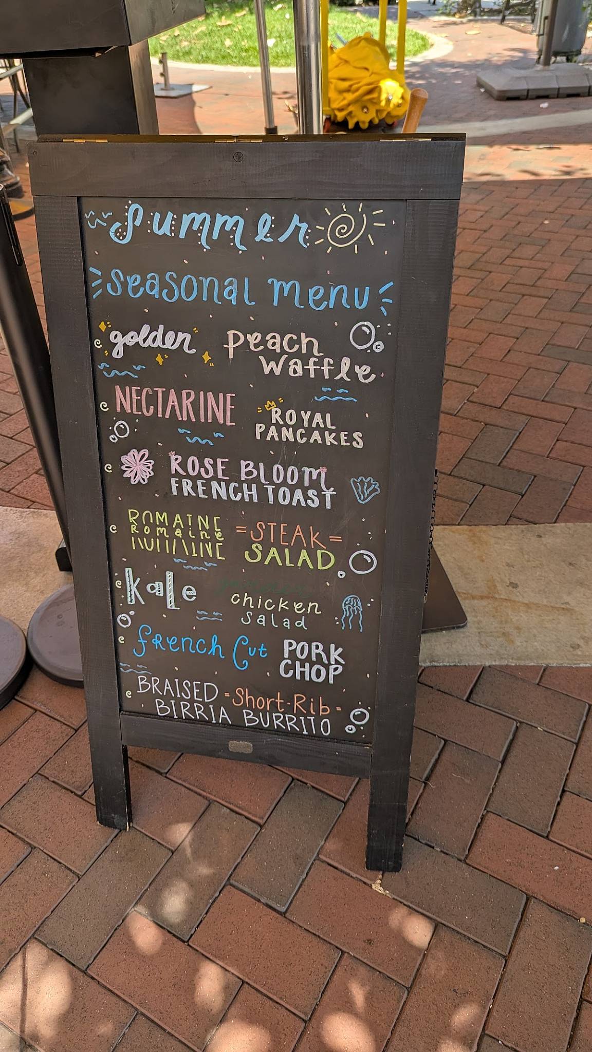 Poached Neighborhood Kitchen меню